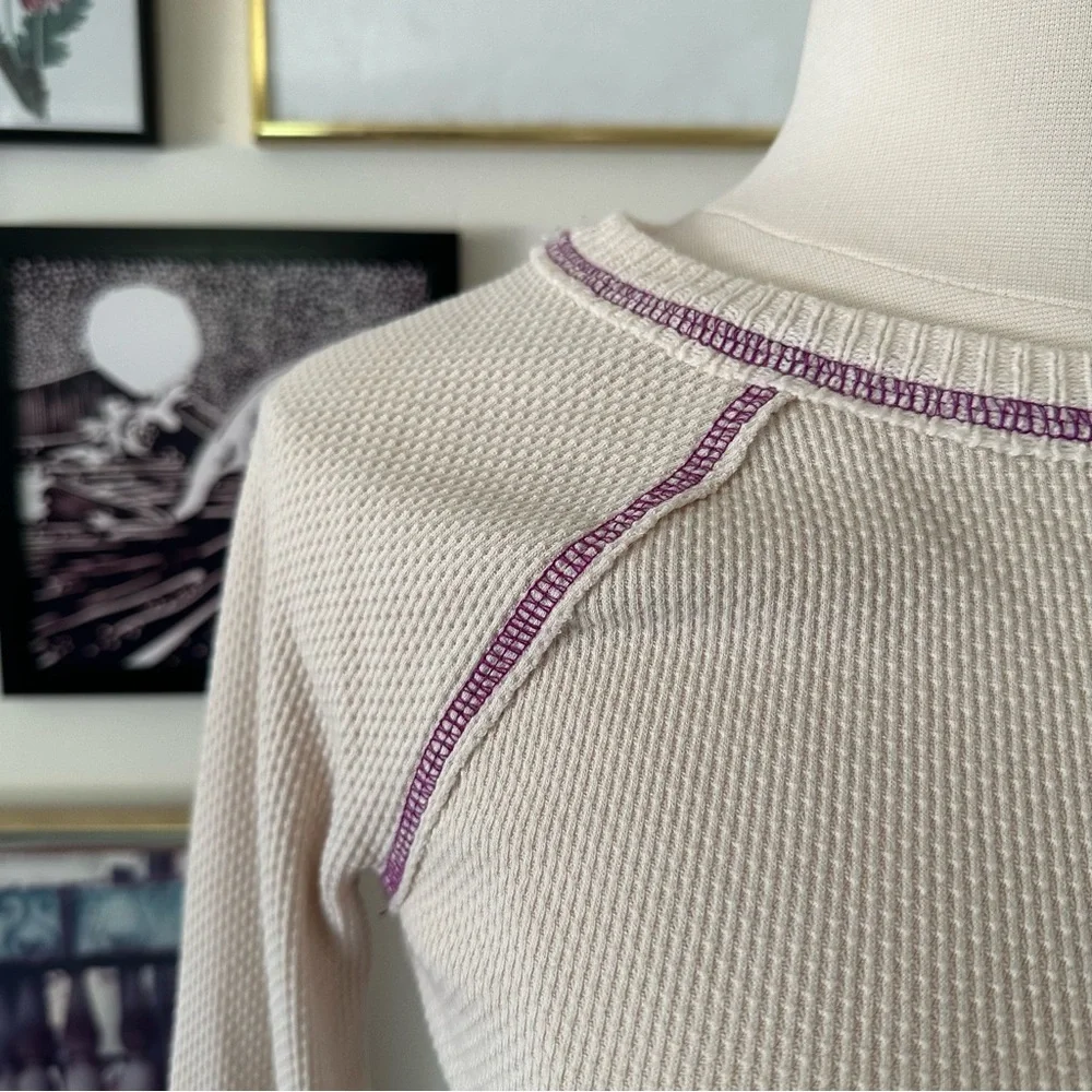 Free People She’s Reversible Cuff Thermal - Small, Oat - Picture 4 of 11